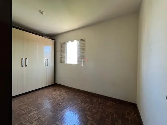 Apartamento 2 quartos e 1 banheiro, à venda, no bairro Jardim Palermo em Londrina