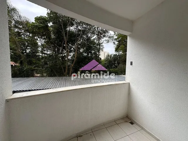 Apartamento com 10m² 2 quartos e 1 banheiro, para alugar, no bairro Vila Ema em São José Dos Campos