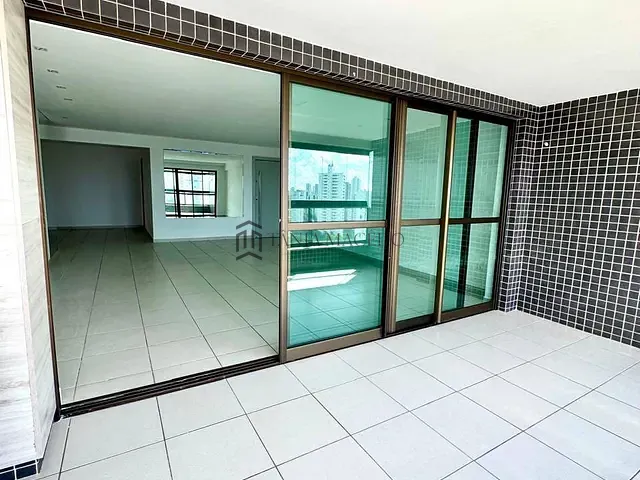 Apartamento 4 quartos e 5 banheiros, para alugar, no bairro Parnamirim em Recife