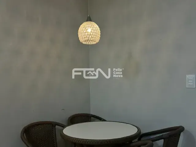 Apartamento 2 quartos e 1 banheiro, à venda, no bairro Buraquinho em Lauro de Freitas