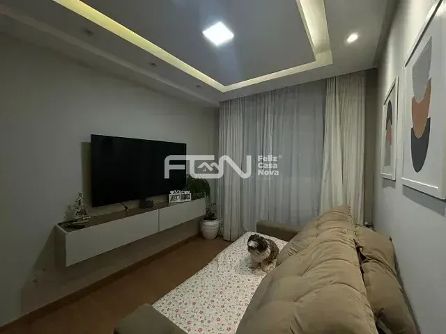 Apartamento 2 quartos e 1 banheiro, à venda, no bairro Buraquinho em Lauro de Freitas
