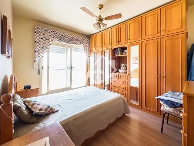 Apartamento 4 quartos e 4 banheiros, à venda, no bairro Centro em Pelotas