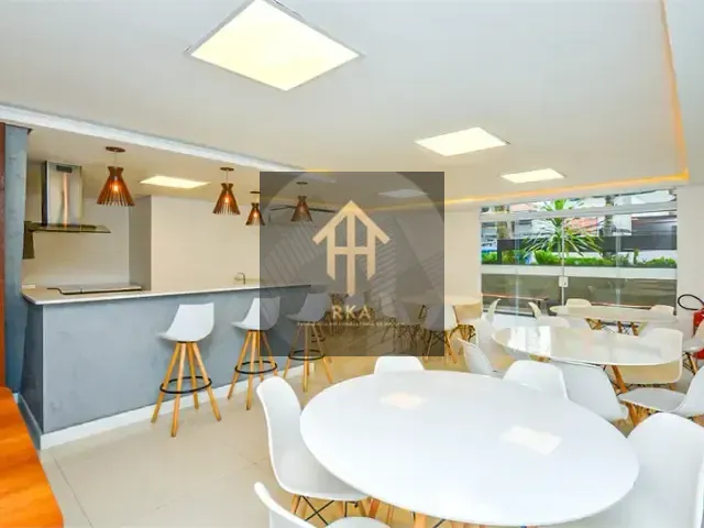 Apartamento 3 quartos e 3 banheiros, à venda, no bairro Moema em São Paulo