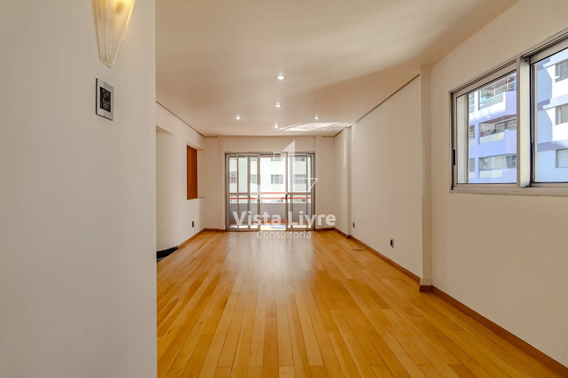 Apartamento, 3 quartos, 145 m² - Foto 2