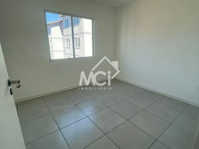 Apartamento 2 quartos e 1 banheiro, à venda, no bairro Areal em Pelotas