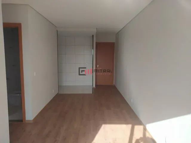 Apartamento com 112m² 3 quartos e 2 banheiros, à venda, no bairro Veraliz em Londrina