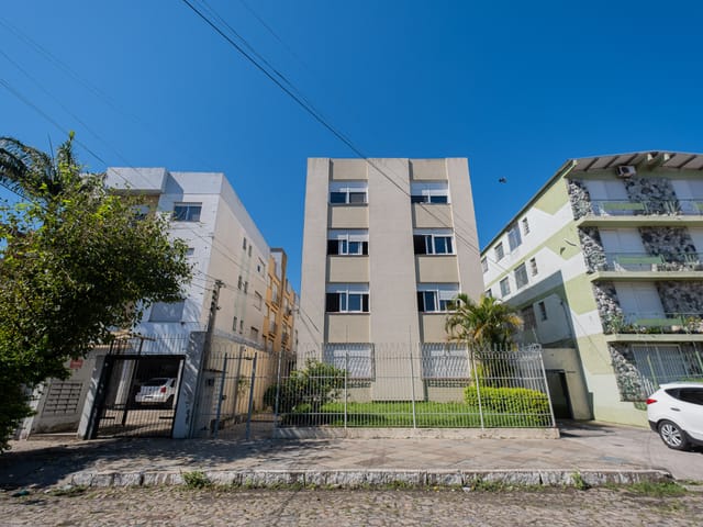 Apartamento com 90m² 2 quartos e 2 banheiros, para alugar, no bairro Centro em Pelotas