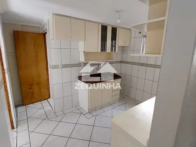 Apartamento com 48m² 2 quartos e 1 banheiro, à venda, no bairro Vila Municipal em Carapicuíba