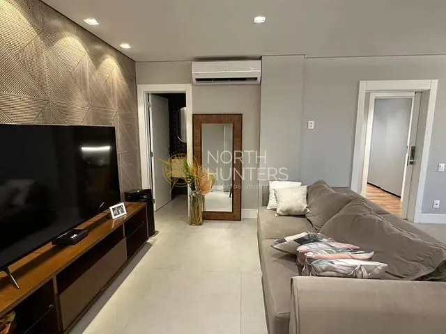 Apartamento 3 quartos e 4 banheiros, para alugar, no bairro Jurerê em Florianópolis