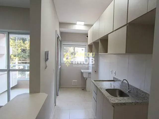 Apartamento 3 quartos e 1 banheiro, para alugar, no bairro Medeiros em Jundiaí