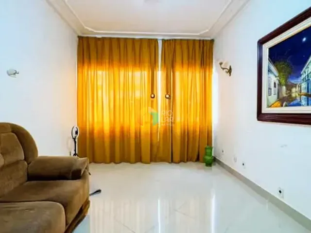 Apartamento com 76m² 2 quartos e 1 banheiro, à venda, no bairro Copacabana em Rio de Janeiro