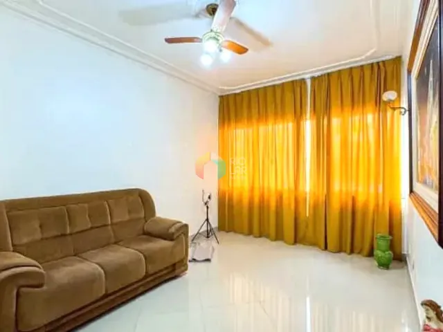 Apartamento com 76m² 2 quartos e 1 banheiro, à venda, no bairro Copacabana em Rio de Janeiro
