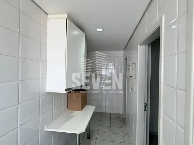 Apartamento com 168m² 3 quartos e 4 banheiros, para alugar, no bairro Jardim Paulista em Bauru