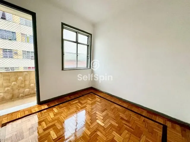 Apartamento 3 quartos e 1 banheiro, para alugar, no bairro Centro em Niterói