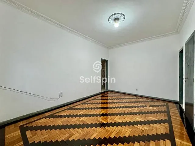 Apartamento 3 quartos e 1 banheiro, para alugar, no bairro Centro em Niterói