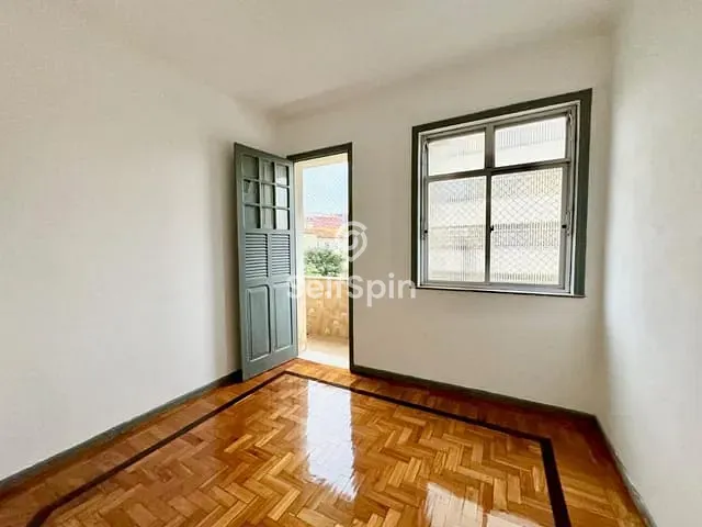 Apartamento 3 quartos e 1 banheiro, para alugar, no bairro Centro em Niterói