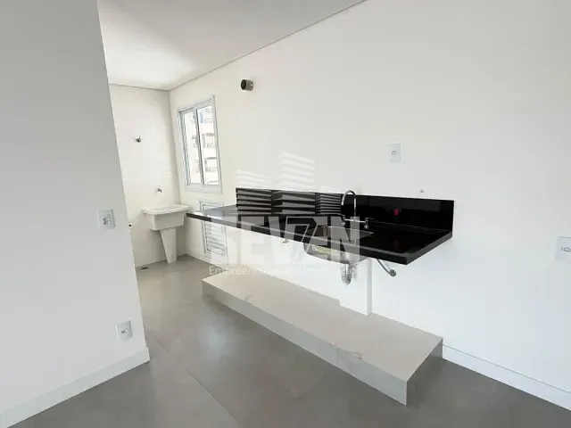 Apartamento com 81m² 2 quartos e 3 banheiros, à venda, no bairro Centro em Bauru
