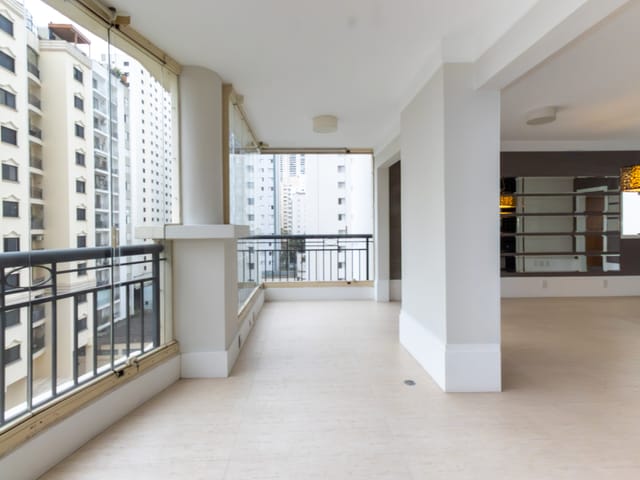 Apartamento com 198m² 3 quartos e 3 banheiros, à venda, no bairro Brooklin em São Paulo