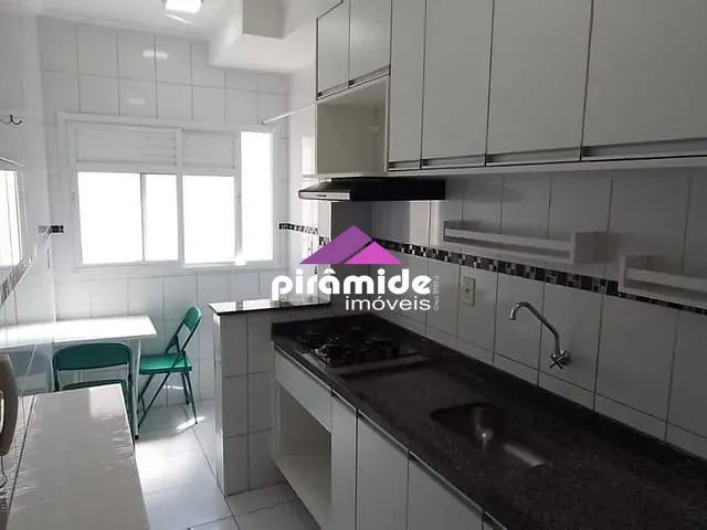 Apartamento 2 quartos e 1 banheiro, para alugar, no bairro Jardim Oriente em São José dos Campos