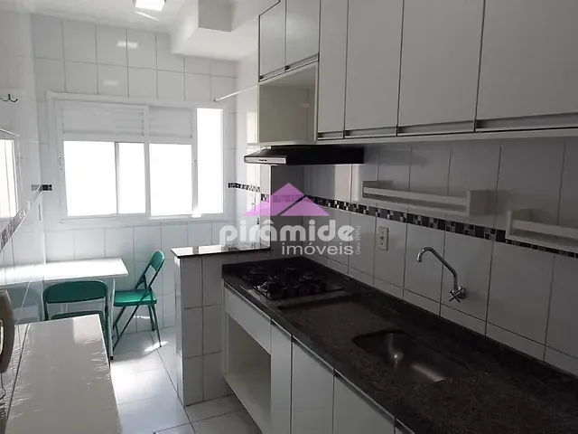 Apartamento 2 quartos e 1 banheiro, para alugar, no bairro Jardim Oriente em São José dos Campos