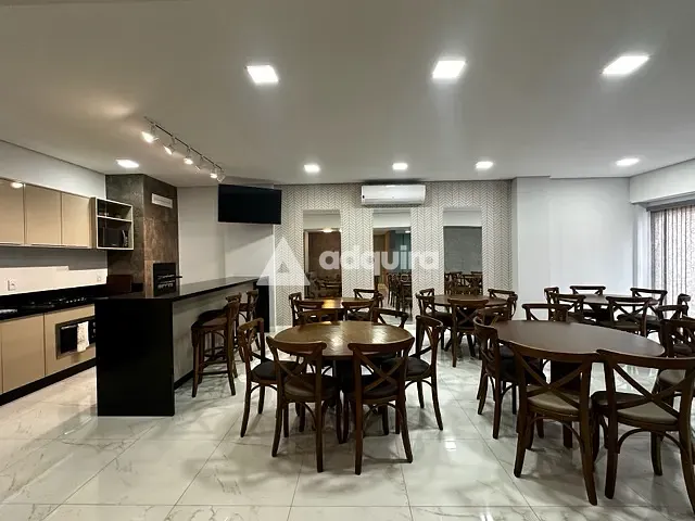 Apartamento com 100m² 2 quartos e 1 banheiro, à venda, no bairro Uvaranas em Ponta Grossa