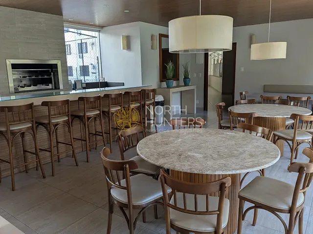 Apartamento com 324m² 4 quartos e 5 banheiros, à venda, no bairro Agronômica em Florianópolis