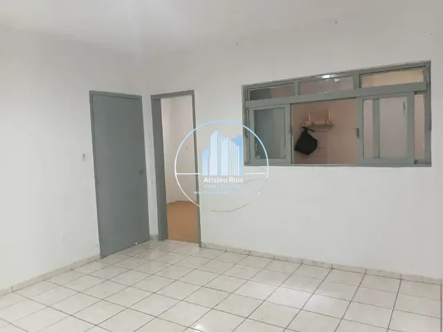 Apartamento com 200m² 2 quartos e 1 banheiro, para alugar, no bairro Centro em Pouso Alegre