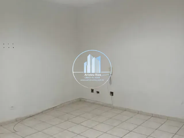 Apartamento com 200m² 2 quartos e 1 banheiro, para alugar, no bairro Centro em Pouso Alegre