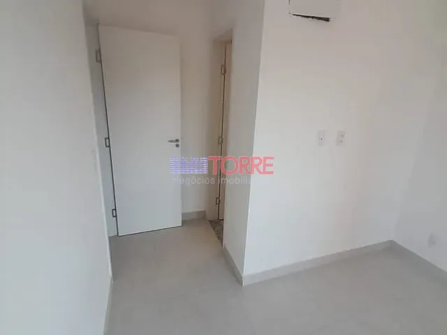 Apartamento 2 quartos e 2 banheiros, para alugar, no bairro Nossa Senhora da Vitória em Ilhéus