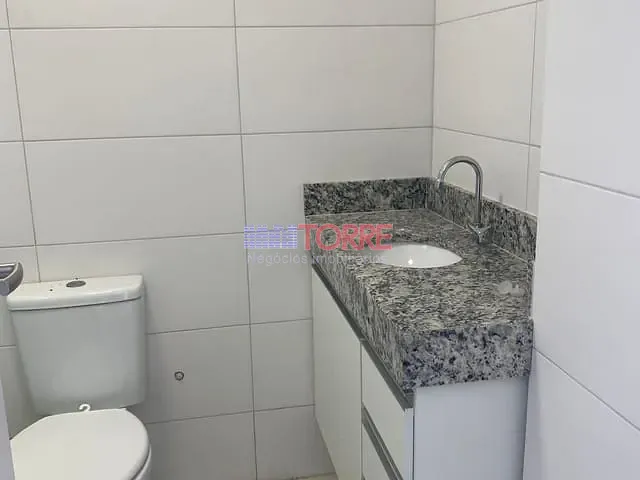 Apartamento 2 quartos e 2 banheiros, para alugar, no bairro Nossa Senhora da Vitória em Ilhéus