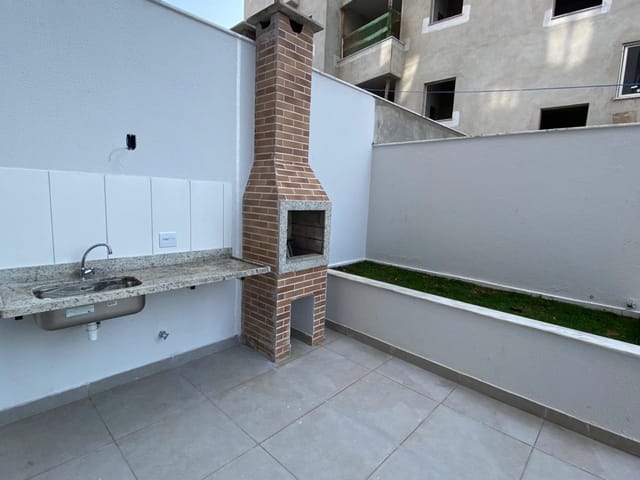 Apartamento com 480m² 3 quartos e 1 banheiro, à venda, no bairro João Pinheiro em Belo Horizonte