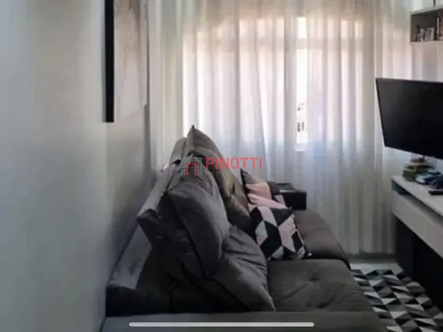 Apartamento 2 quartos e 1 banheiro, à venda, no bairro Santa Terezinha em São Bernardo do Campo