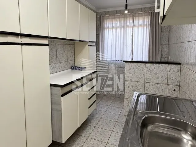 Apartamento 2 quartos e 1 banheiro, à venda, no bairro Parque Residencial das Camélias em Bauru