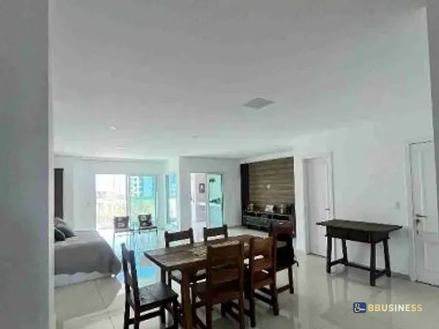 Apartamento 3 quartos e 5 banheiros, à venda, no bairro Centro em Campos dos Goytacazes