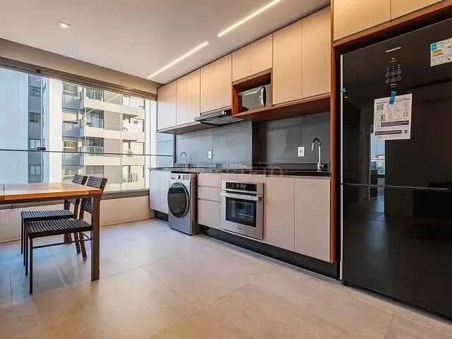 Apartamento 1 quarto e 1 banheiro, para alugar, no bairro Pinheiros em São Paulo