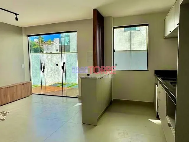 Apartamento 3 quartos e 3 banheiros, à venda, no bairro Nossa Senhora da Vitória em Ilhéus
