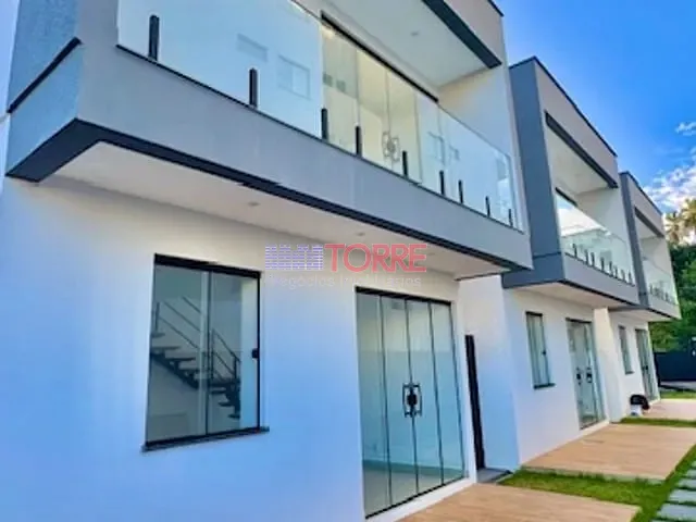 Apartamento 3 quartos e 3 banheiros, à venda, no bairro Nossa Senhora da Vitória em Ilhéus