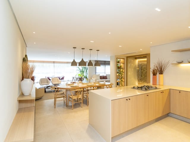Apartamento com 7000m² 4 quartos e 5 banheiros, à venda, no bairro Jardim Vitória Régia em São Paulo