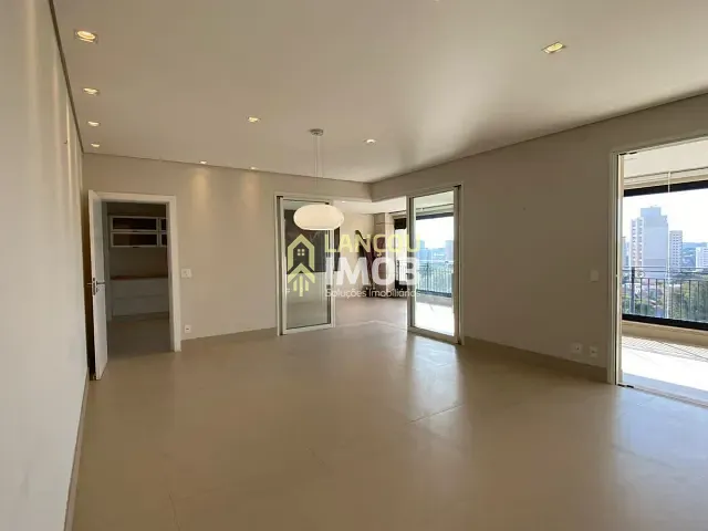 Apartamento com 460m² 4 quartos e 6 banheiros, à venda, no bairro Anhangabaú em Jundiaí