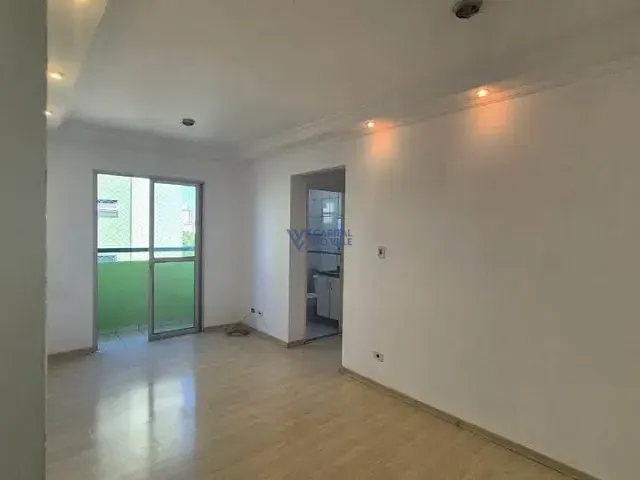 Apartamento 2 quartos e 1 banheiro, à venda, no bairro Parque Industrial em São José dos Campos