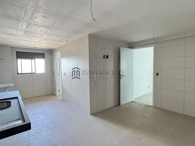 Apartamento 3 quartos e 4 banheiros, à venda, no bairro Ilha do Retiro em Recife