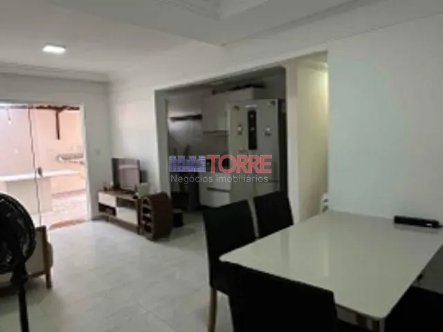 Apartamento 2 quartos e 2 banheiros, para alugar, no bairro São Francisco em Ilhéus