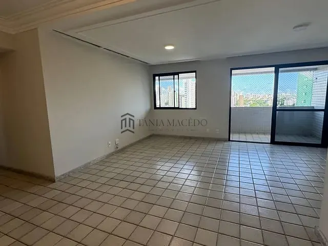 Apartamento 4 quartos e 3 banheiros, à venda, no bairro Casa Forte em Recife