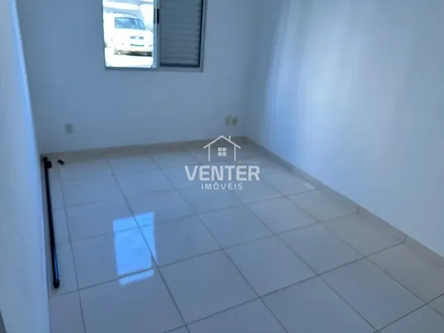 Apartamento 2 quartos e 1 banheiro, para alugar, no bairro Parque Santo Antônio em Taubaté