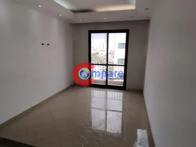 Apartamento com 68m² 2 quartos e 1 banheiro, para alugar, no bairro Jardim Zaira em Guarulhos