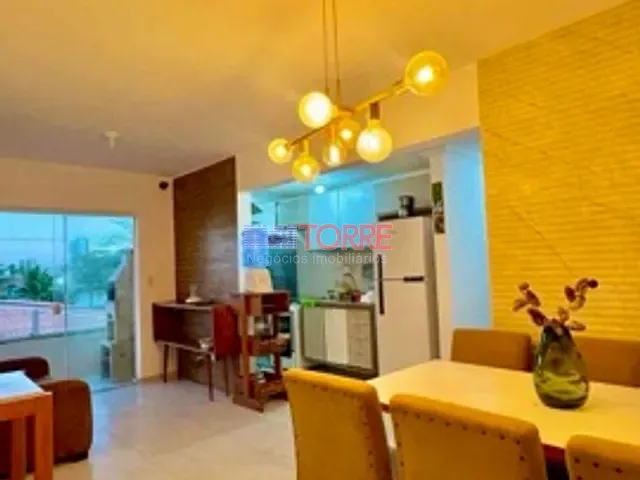Apartamento 2 quartos e 2 banheiros, à venda, no bairro São Francisco em Ilhéus