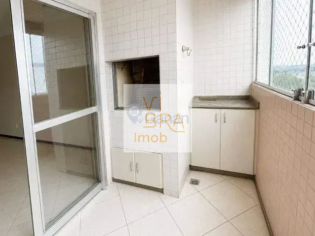 Apartamento 2 quartos e 1 banheiro, à venda, no bairro Portão em Curitiba
