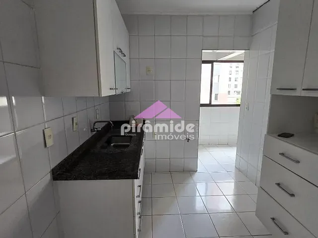 Apartamento com 99m² 3 quartos e 2 banheiros, à venda, no bairro Jardim Aquarius em São José dos Campos