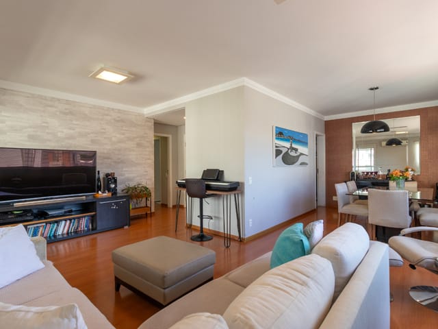 Apartamento com 137m² 3 quartos e 4 banheiros, à venda, no bairro Vila Olímpia em São Paulo