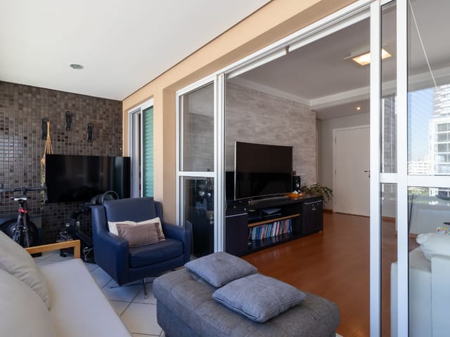Apartamento com 137m² 3 quartos e 4 banheiros, à venda, no bairro Vila Olímpia em São Paulo